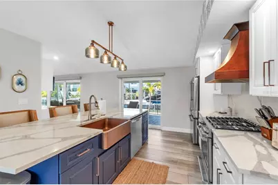 765 Saint Judes Drive N, Longboat Key, FL 34228 - Photo 9