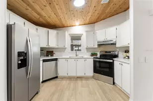 524 Bonita Dr, Lady Lake, FL 32159 - Photo 17