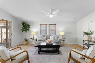 524 Bonita Dr, Lady Lake, FL 32159 - Photo 9