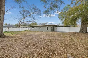 1645 Ave C NE, Winter Haven, FL 33881 - Photo 9