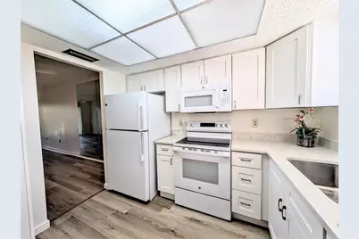 3628 Lake Bayshore Drive #K305, Bradenton, FL 34205 - Photo 3