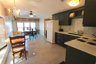 3300 26th Ave E, Bradenton, FL 34208 - Photo 3