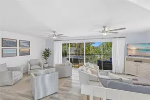 6250 Holmes Blvd, Holmes Beach, FL 34217 - Photo 5