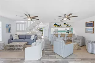 6250 Holmes Blvd, Holmes Beach, FL 34217 - Photo 9