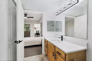 1155 Villagio Cir, Sarasota, FL 34237 - Photo 21