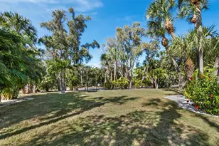 3458 Anglin Dr, Sarasota, FL 34242 - Photo 55