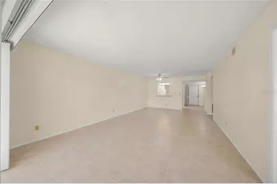7860 Palm Aire Lane #105, Sarasota, FL 34243 - Photo 17