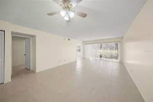 7860 Palm Aire Ln, Sarasota, FL 34243 - Photo 15