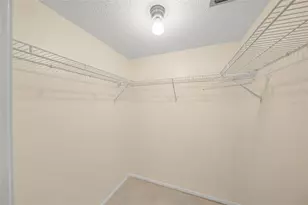 7860 Palm Aire Ln, Sarasota, FL 34243 - Photo 27