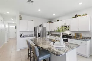 17526 Crescent Moon Loop, Bradenton, FL 34211 - Photo 3