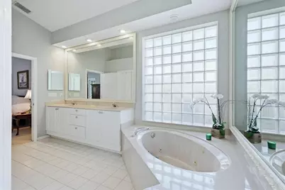 6411 Berkshire Place, University Park, FL 34201 - Photo 23