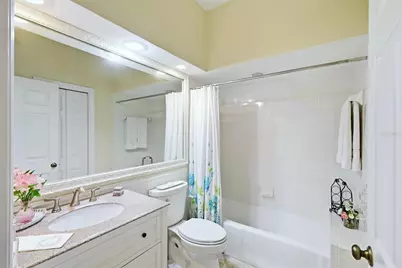 6411 Berkshire Place, University Park, FL 34201 - Photo 23