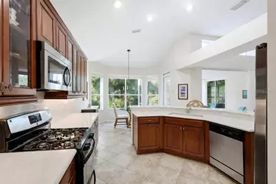 6411 Berkshire Place, University Park, FL 34201 - Photo 17