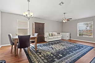 11021 Standing Stone Dr, Wimauma, FL 33598 - Photo 7