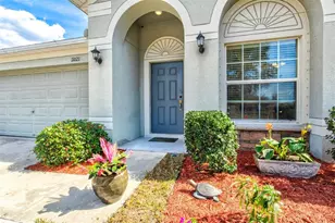 11021 Standing Stone Dr, Wimauma, FL 33598 - Photo 3