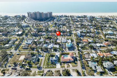 925 Lantana Avenue, Clearwater Beach, FL 33767 - Photo 5