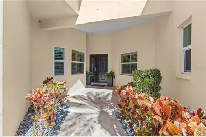 7715 Calle Facil, Sarasota, FL 34238 - Photo 5