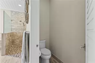 7715 Calle Facil, Sarasota, FL 34238 - Photo 35