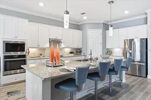 10900 Tarflower Dr, Venice, FL 34293 - Photo 9