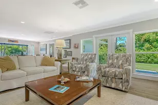 1717 Field Rd, Sarasota, FL 34231 - Photo 9