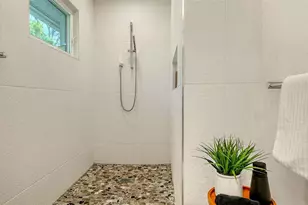 1717 Field Rd, Sarasota, FL 34231 - Photo 25