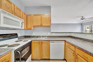 4802 51st Street W, Bradenton, FL 34210 - Photo 7