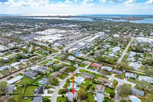 2225 Valencia Dr, Sarasota, FL 34239 - Photo 37