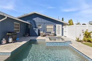 205 Haverkos Ct, Holmes Beach, FL 34217 - Photo 35