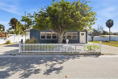 205 Haverkos Court, Holmes Beach, FL 34217 - Photo 39