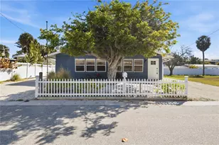 205 Haverkos Ct, Holmes Beach, FL 34217 - Photo 39