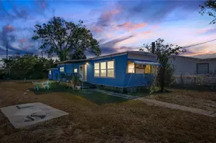 4881 Victoria Ave, Sarasota, FL 34233 - Photo 3