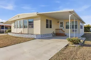 6710 36th Ave E, Palmetto, FL 34221 - Photo 3