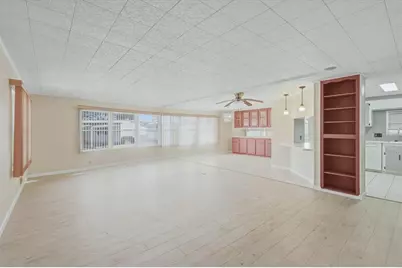 6710 36th Avenue E #201, Palmetto, FL 34221 - Photo 9