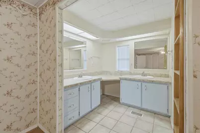 6710 36th Avenue E #201, Palmetto, FL 34221 - Photo 17