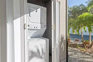 1704 Wisconsin Ln, Sarasota, FL 34239 - Photo 23