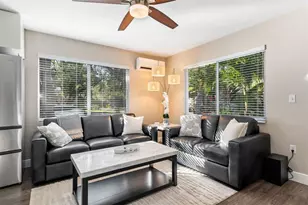 1704 Wisconsin Ln, Sarasota, FL 34239 - Photo 5