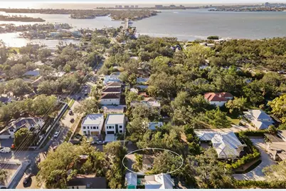 1704 Wisconsin Lane, Sarasota, FL 34239 - Photo 31