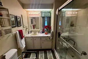 5619 Bayshore Rd, Palmetto, FL 34221 - Photo 11