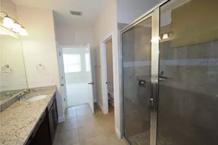 995 Molly Cir, Sarasota, FL 34232 - Photo 33