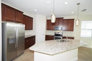 995 Molly Cir, Sarasota, FL 34232 - Photo 19