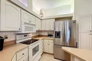 5611 Garden Lakes Dr, Bradenton, FL 34203 - Photo 11