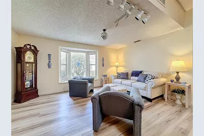 5611 Garden Lakes Drive, Bradenton, FL 34203 - Photo 5