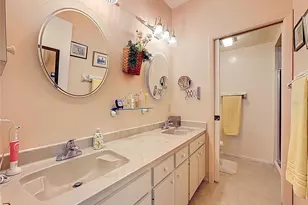 5611 Garden Lakes Dr, Bradenton, FL 34203 - Photo 21