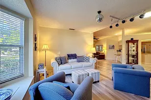 5611 Garden Lakes Dr, Bradenton, FL 34203 - Photo 5