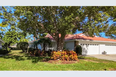 5611 Garden Lakes Drive, Bradenton, FL 34203 - Photo 25