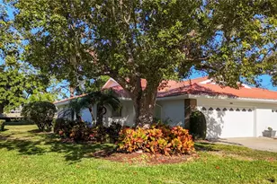 5611 Garden Lakes Dr, Bradenton, FL 34203 - Photo 25