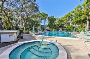 635 Woodlawn Dr, Bradenton, FL 34210 - Photo 35