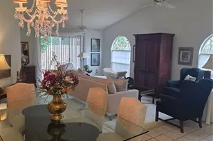 7817 Geneva Ln, Sarasota, FL 34243 - Photo 9