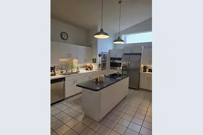 7817 Geneva Lane, Sarasota, FL 34243 - Photo 7