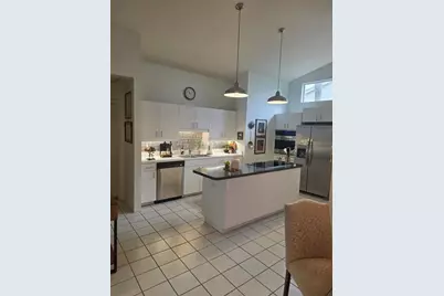 7817 Geneva Lane, Sarasota, FL 34243 - Photo 5